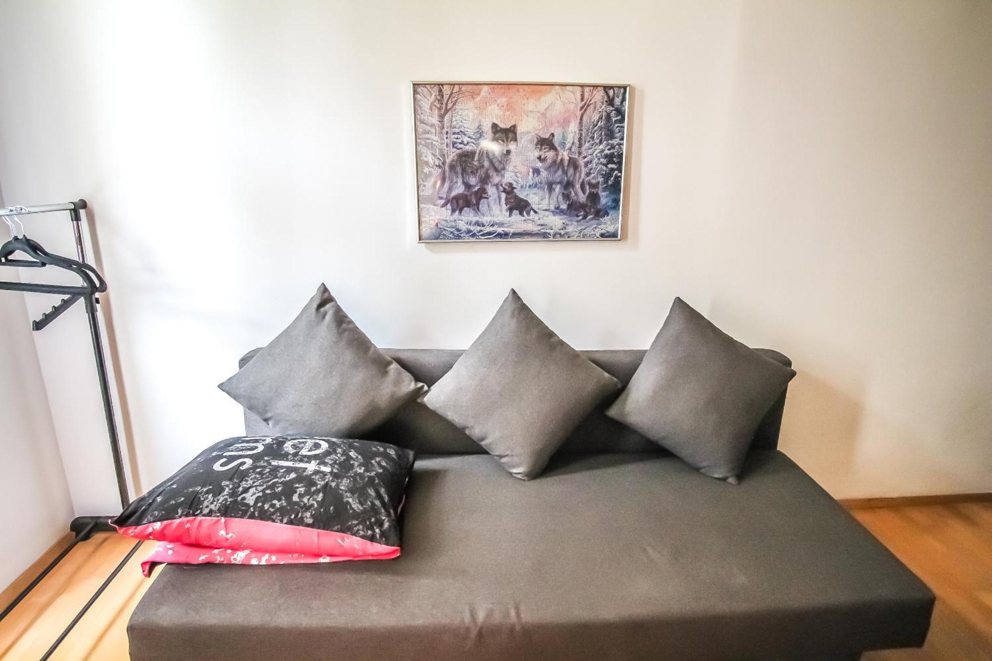H Superior Triple Room Pr Виена Екстериор снимка